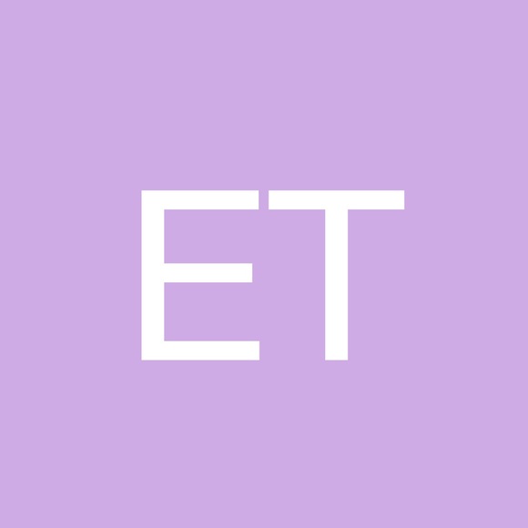 Profile Picture of Emma Tichy (@emlucky) on Poshmark