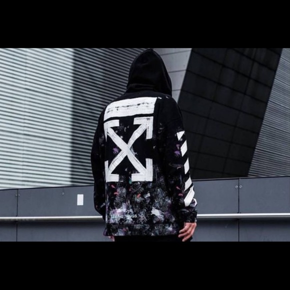 Profile Picture of Michael Salinas (@mikey15934) on Poshmark