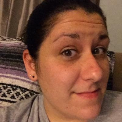 Profile Picture of Leah Smith (@LeahMcclain) on Twitter