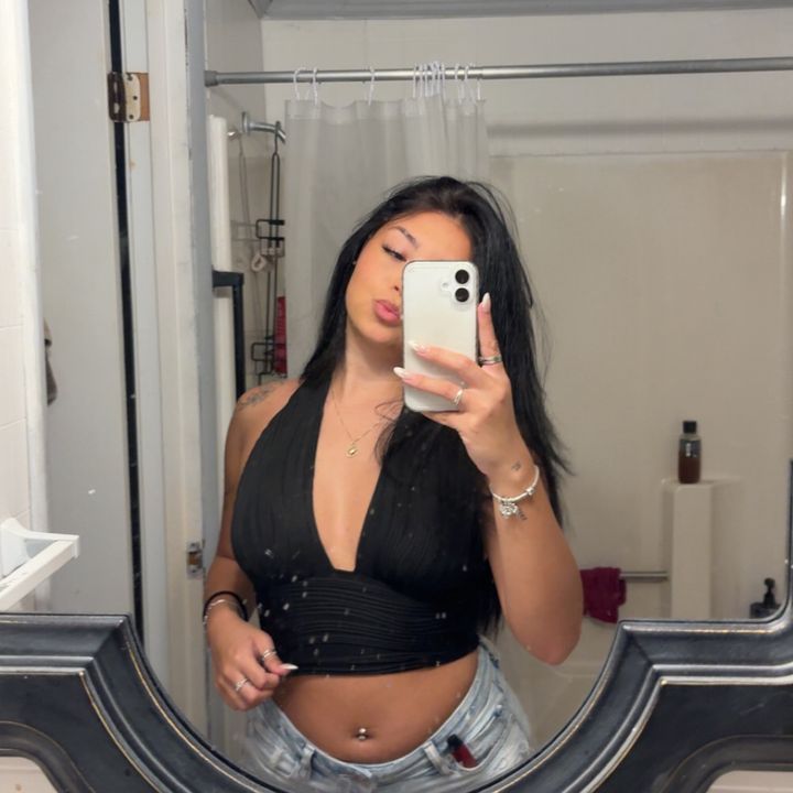 Profile Picture of Haley Jones (@haleymjoness) on Tiktok