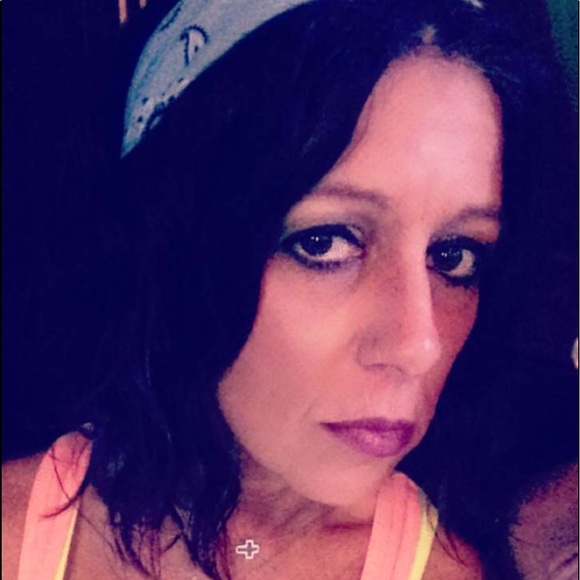 Stacy Achord - Poshmark Profile Picture of Stacy Achord (@tigergrl70) on Poshmark