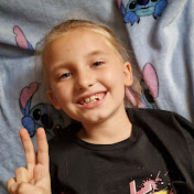 Profile Picture of Chloe Dexter (@MissChloeDexter) on Youtube