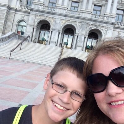 Profile Picture of Jennifer Hull (@jenniferhull8) on Twitter