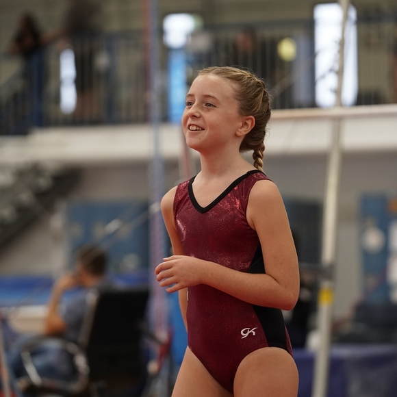 Profile Picture of Michelle Bastos (@michellebastos) on Poshmark