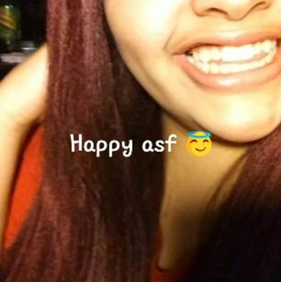 Profile Picture of Samantha Maffie (@singlesam74) on Poshmark