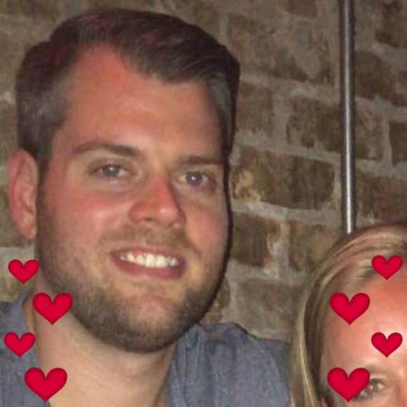 Profile Picture of Chris Kinney (@chriskinney) on Poshmark