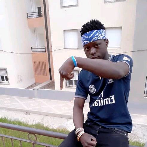 Profile Picture of ᗪᗩᐯIᗪ ᗰOᑎᗷO ᗪᗴᑎ (@davidmoneboden) on Tiktok