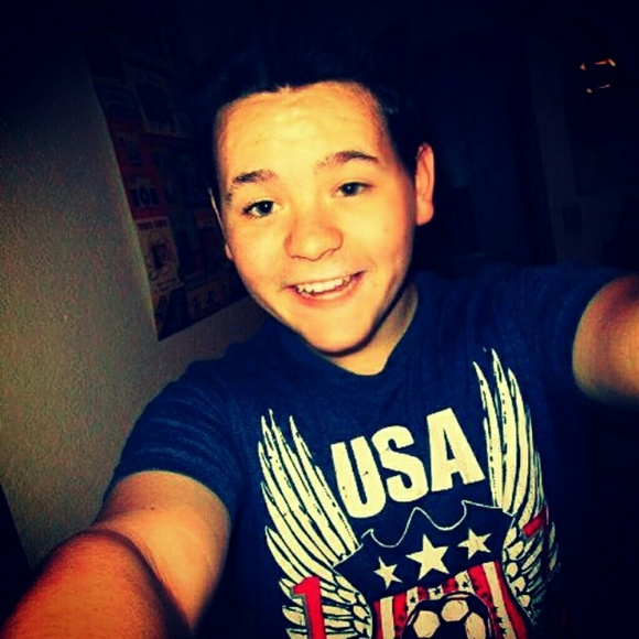 Profile Picture of Tyler Lugenbeal (@tyler_fashion) on Poshmark