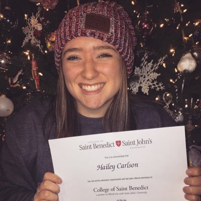 Profile Picture of Hailey Carlson (@CarlsonHails) on Twitter