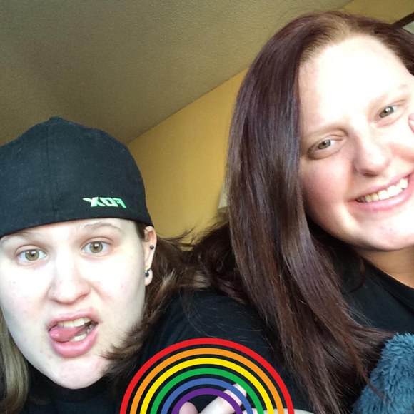 Profile Picture of Courtney Dohler (@cdohler1990) on Poshmark