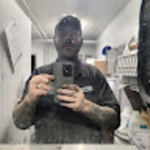 Profile Picture of Tom Shimmel (@hellboy8881) on Poshmark