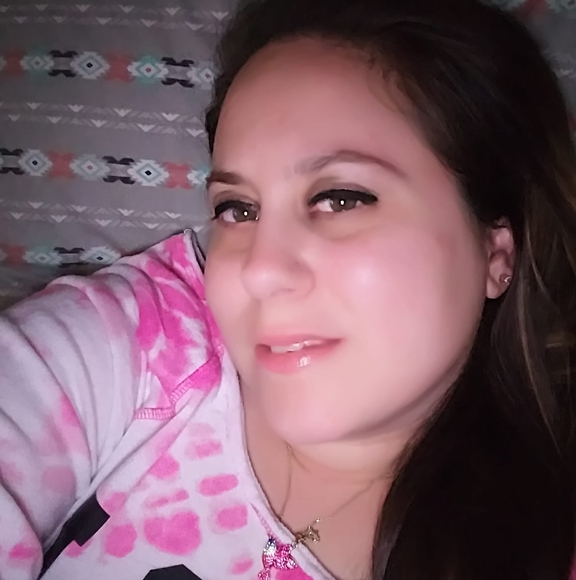 Profile Picture of Kc Hilts (@kassie39) on Poshmark