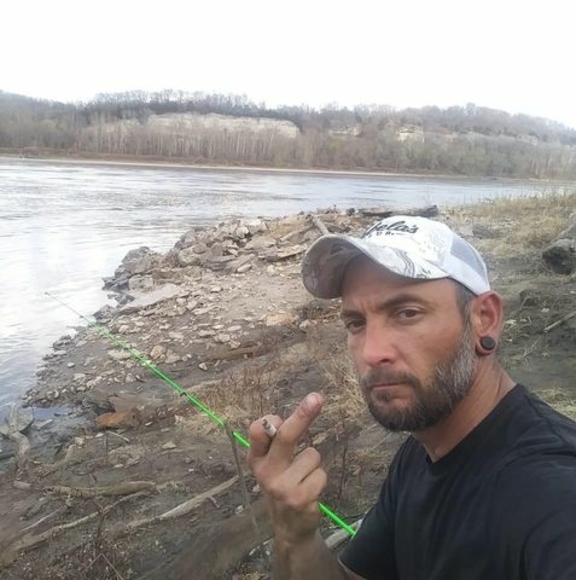 Profile Picture of Roger Headrick (@rogerheadrick) on Poshmark