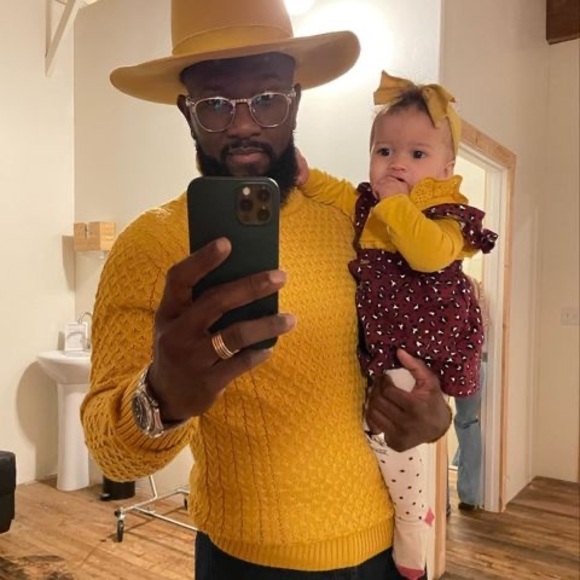 Profile Picture of Sheldon King (@kinglikeme23) on Poshmark