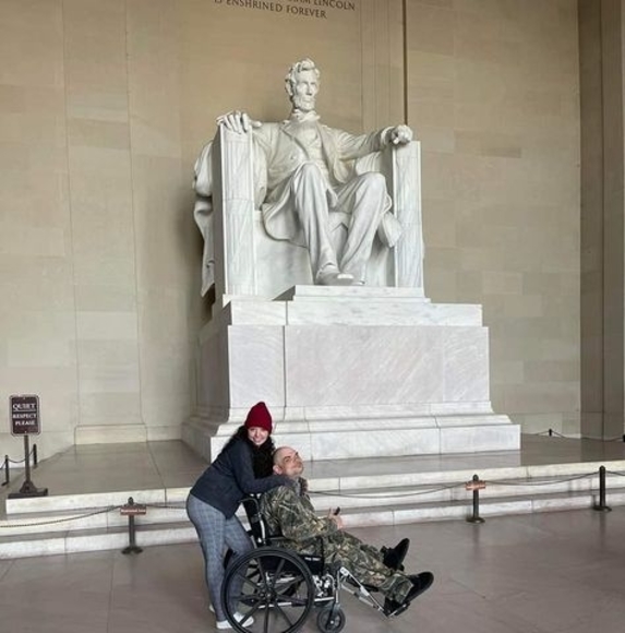 Profile Picture of Willy Thornbrue (@willythornbrue) on Poshmark