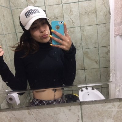 Profile Picture of Florencia Chavez (@Florenc34030668) on Twitter