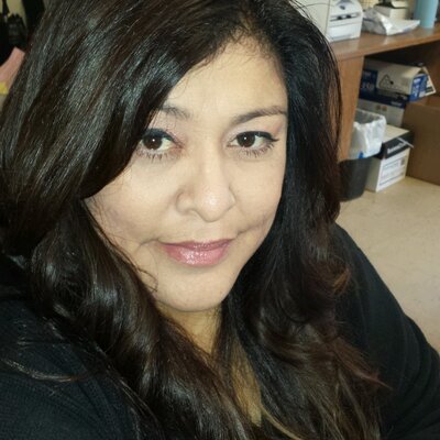 Profile Picture of Gloria Badillo (@globadillo) on Twitter