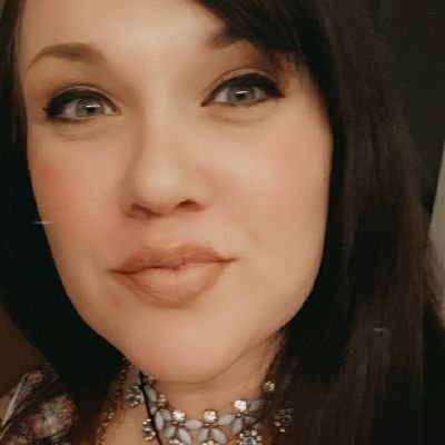 Profile Picture of Angela Holcomb (@AngelaH62472489) on Twitter