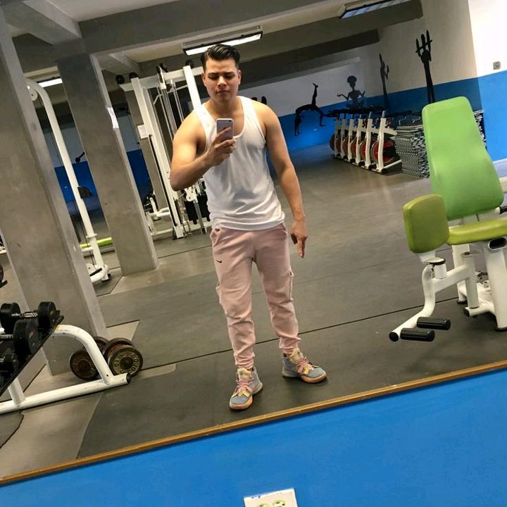 Profile Picture of 🇻🇪🐆David_officiall🦋🚘 (@david_vofficiall) on Tiktok