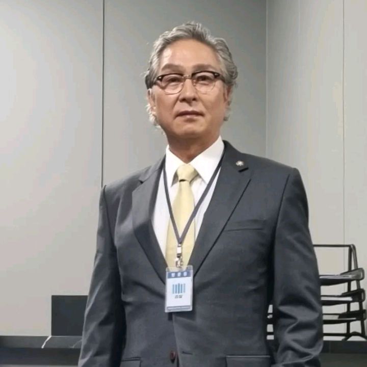 Profile Picture of chen (@chenzhang52) on Tiktok