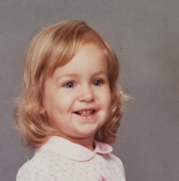 Profile Picture of Rachel Bartnesky (@rachelbartnesky) on Poshmark