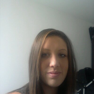 Profile Picture of Hayley Fuller (@hayleyfuller3) on Twitter