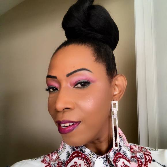 Paigey Paige - Poshmark Profile Picture of Paigey Paige (@paigemyers81) on Poshmark