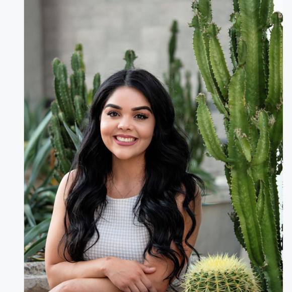 Profile Picture of Jasmine Campillo (@jasminecampillo) on Poshmark