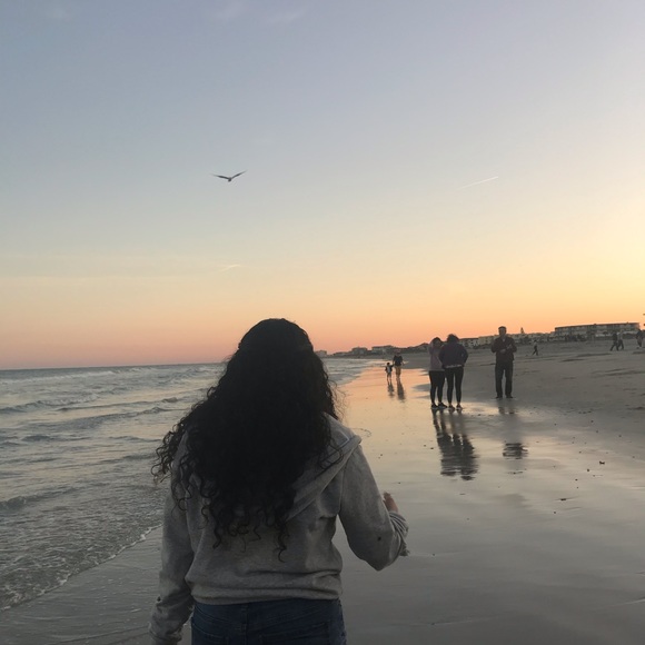 Profile Picture of Joseline Martinez (@jmartinez1610) on Poshmark