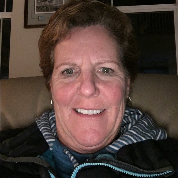 Profile Picture of Paula Rohloff (@prohloff) on Poshmark