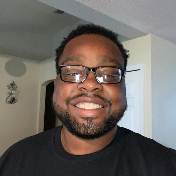 Profile Picture of Christopher Arnold (@arnoc9) on Poshmark