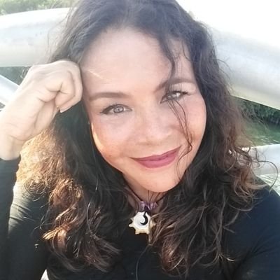 Profile Picture of Sara 🇲🇽 (@SaraRunner28) on Twitter