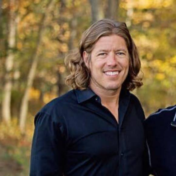 Seth Lindenbusch - Poshmark Profile Picture of Seth Lindenbusch (@seth_thomas13) on Poshmark