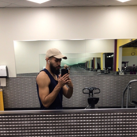 Profile Picture of Douglas Callejas (@dcsportsco) on Poshmark