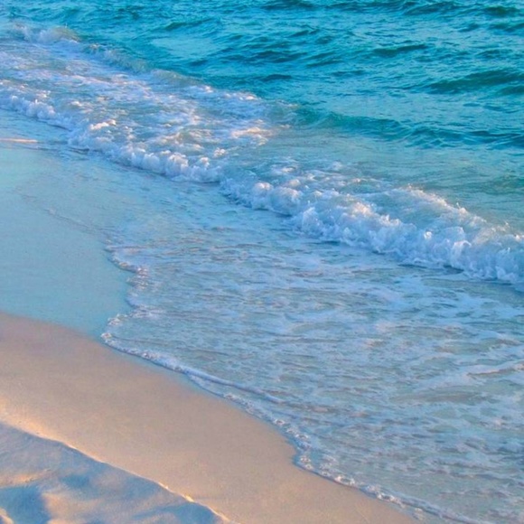 Profile Picture of Devin Simpson (@trenchhotspot) on Poshmark