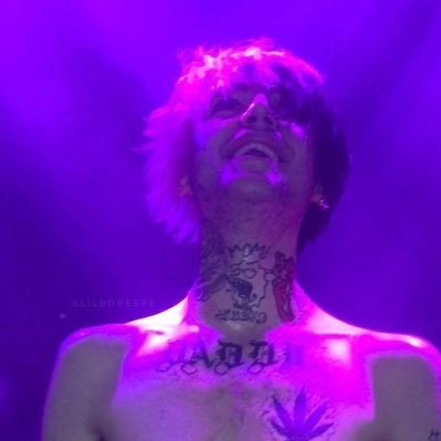 Profile Picture of H̺͆a̺͆i̺͆l̺͆e̺͆y̺͆ K̑̈ H̸o̸d̸g̸s̸o̸n̸ (@HaileyKHodgson1) on Twitter