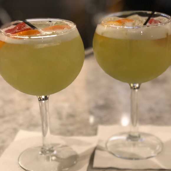 Profile Picture of Kelli Matsuda (@kmatsuda80) on Poshmark