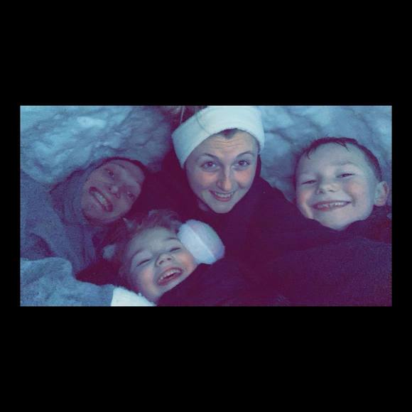 Caitlin Iaquinto - Poshmark Profile Picture of Caitlin Iaquinto (@caitiaquinto) on Poshmark