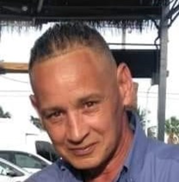 Profile Picture of Jimmy Rosado (@jimmyrosado) on Poshmark