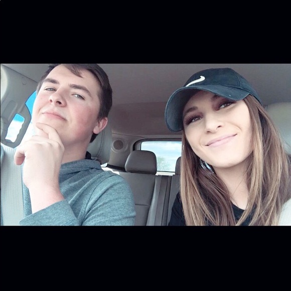 Profile Picture of Nathan Hamm (@kenz_1999) on Poshmark