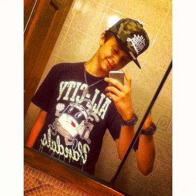 Profile Picture of Tyler schuch (@kfkdhdh) on Twitter