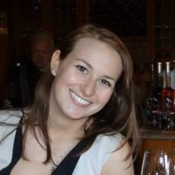 Profile Picture of Alexandra Comstock (@abcomstock) on Poshmark