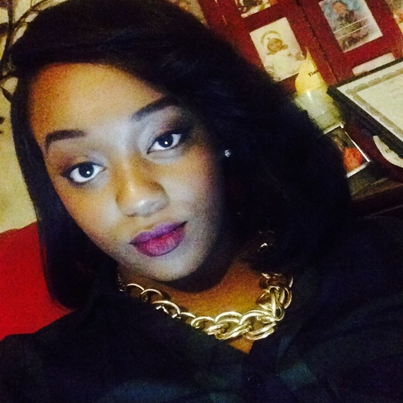 Profile Picture of Tiara Truss (@sweetest_te20) on Poshmark