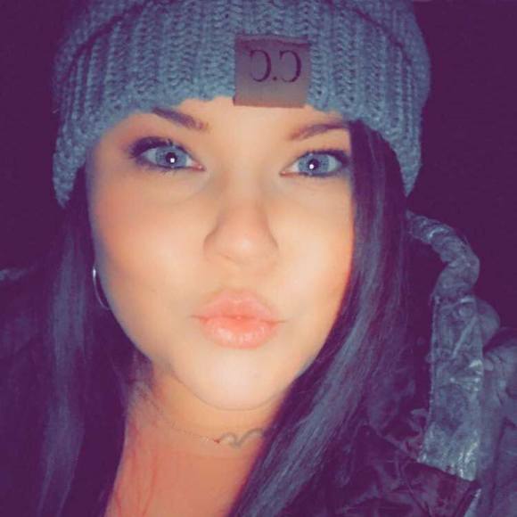 Profile Picture of Corey Calloway (@pinkchevy77) on Poshmark