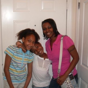 Profile Picture of Clara Bailem (@cbailem) on Myspace