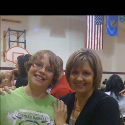Profile Picture of Dee Heath (@mamablackbelt) on Twitter