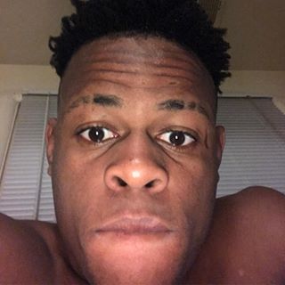 Profile Picture of Dee Hugo (@dee.hugo.52) on Facebook