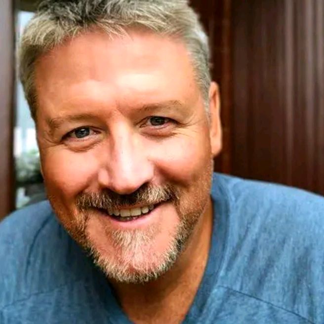 Profile Picture of jamesclaks (@jamesclaks) on Tiktok