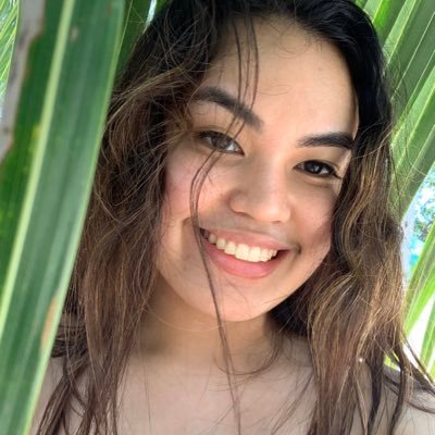 Profile Picture of Rhea G 🦋 (@rheaglf) on Twitter