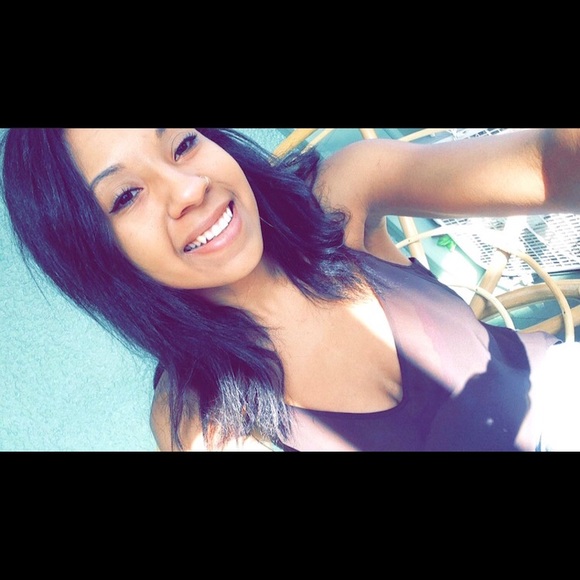 Profile Picture of Sabrina Limas-turner (@sabrina2320) on Poshmark